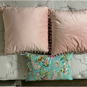 Decor Pillows